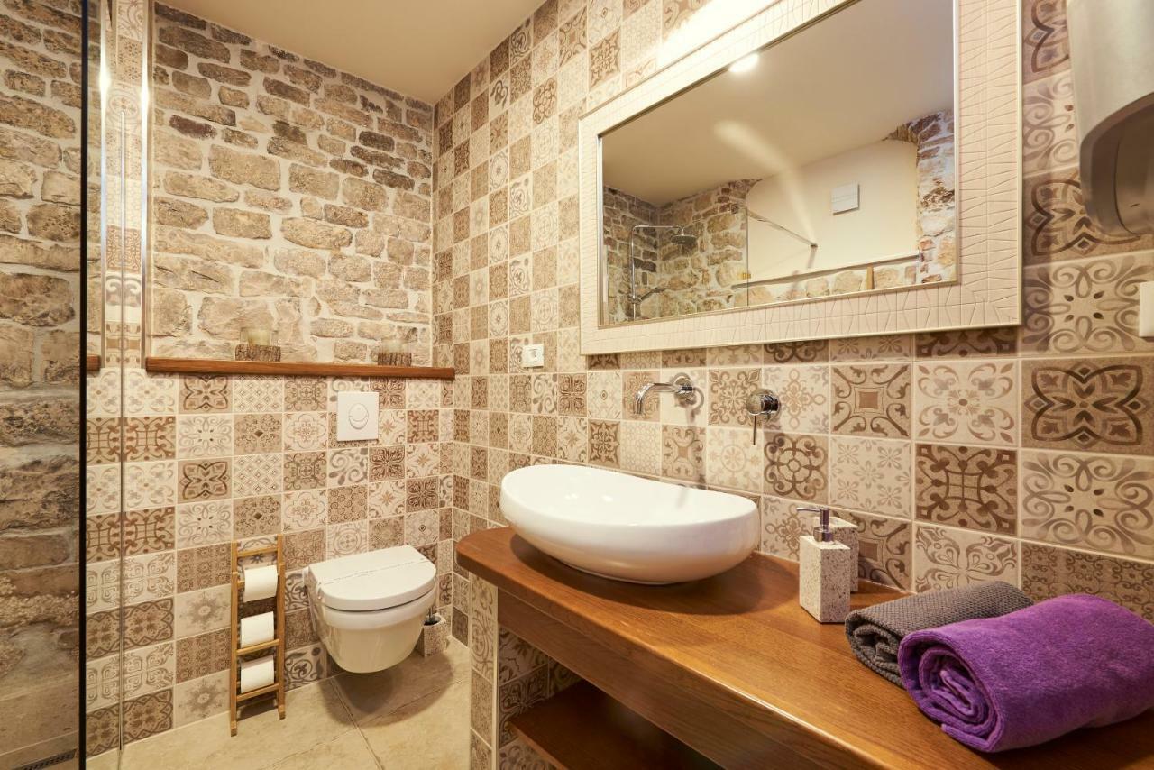Capo - Old Town - Parking Apartamento